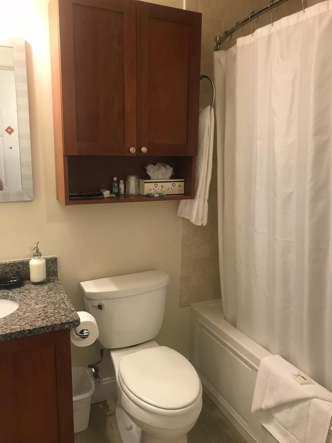 Crescent Suites Hotel Waltham Buitenkant foto